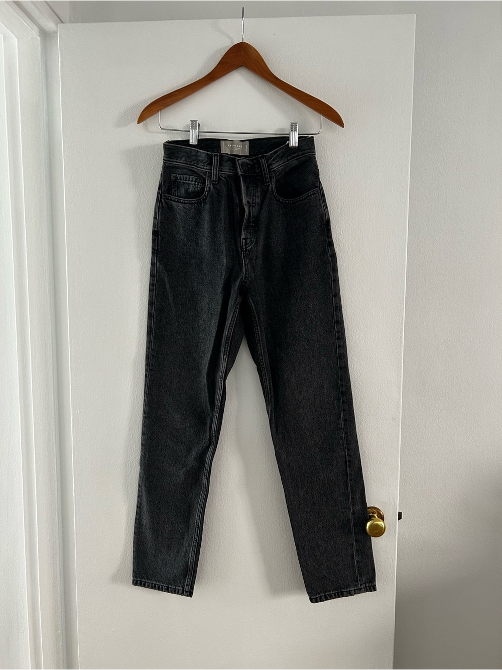 Everlane 90s Cheeky Straight-Leg Jeans